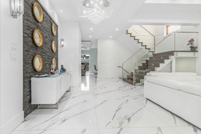 Image of home for listing MLS® R2969557