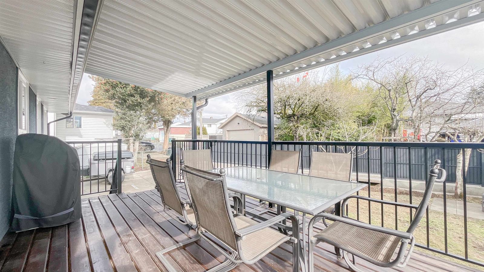 Listing Image 19