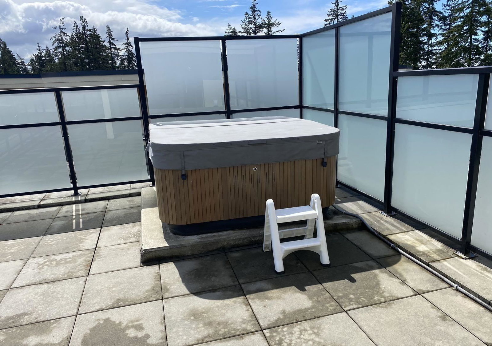 Listing Image 14