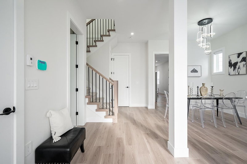 7880 15th Street, Burnaby, V3N 4K6 | Image 2