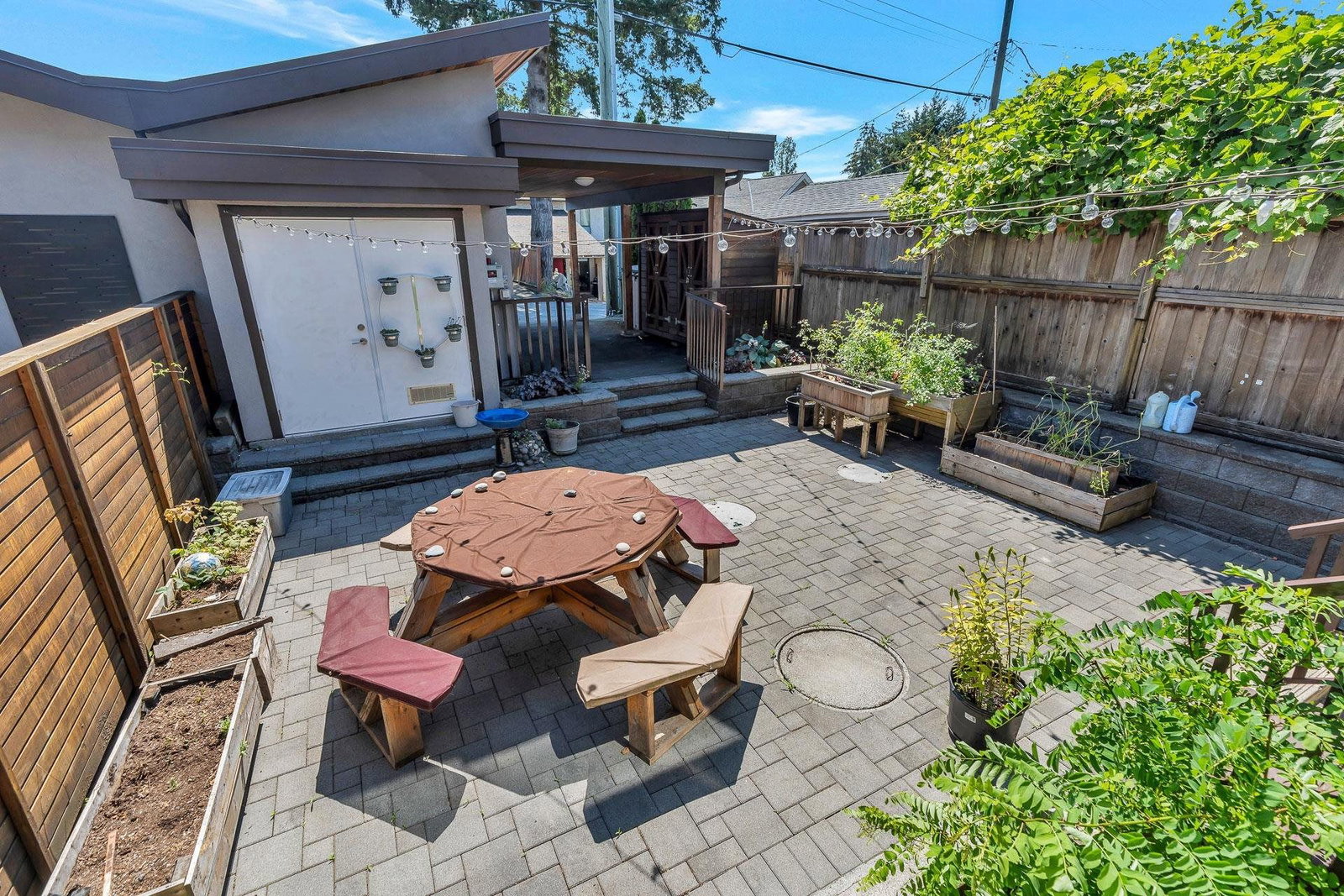 Listing Image 15