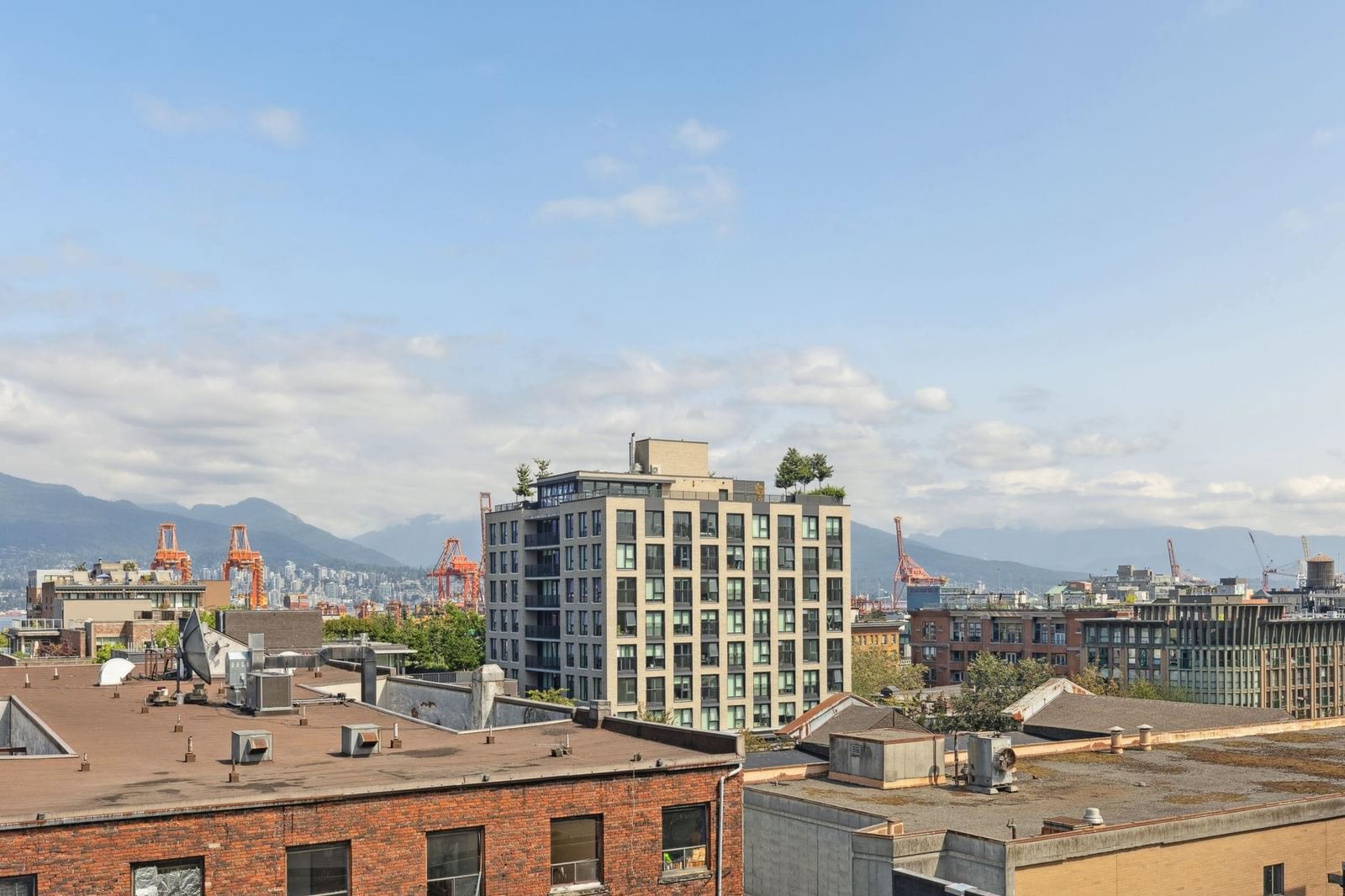 Listing Image 21