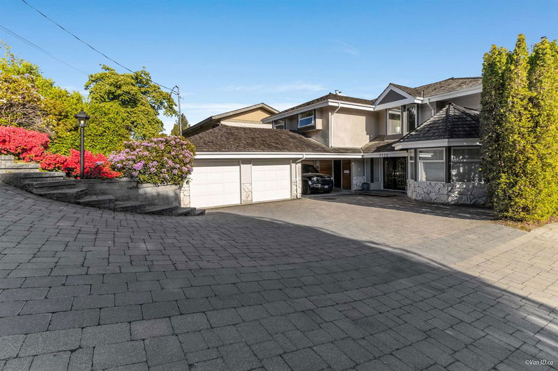 2272 Ottawa Avenue, West Vancouver, British Columbia