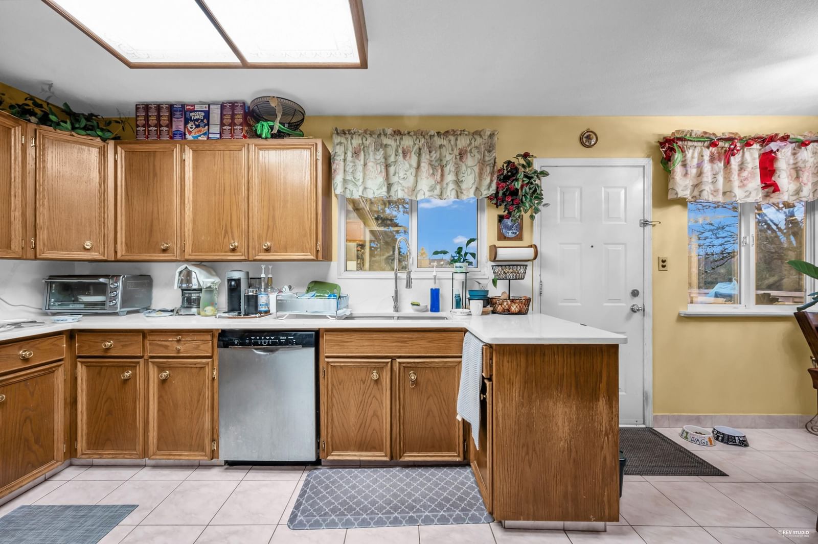 Listing Image 15