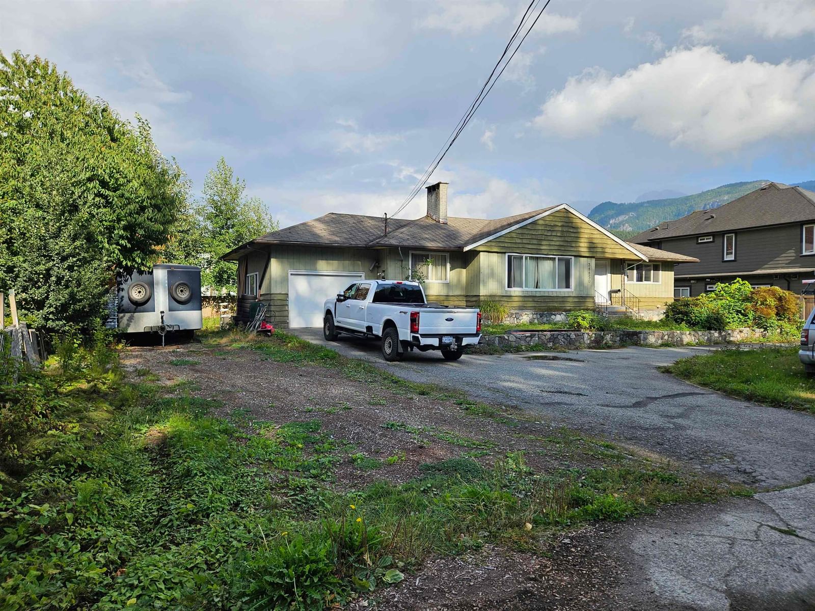 Listing Image 8