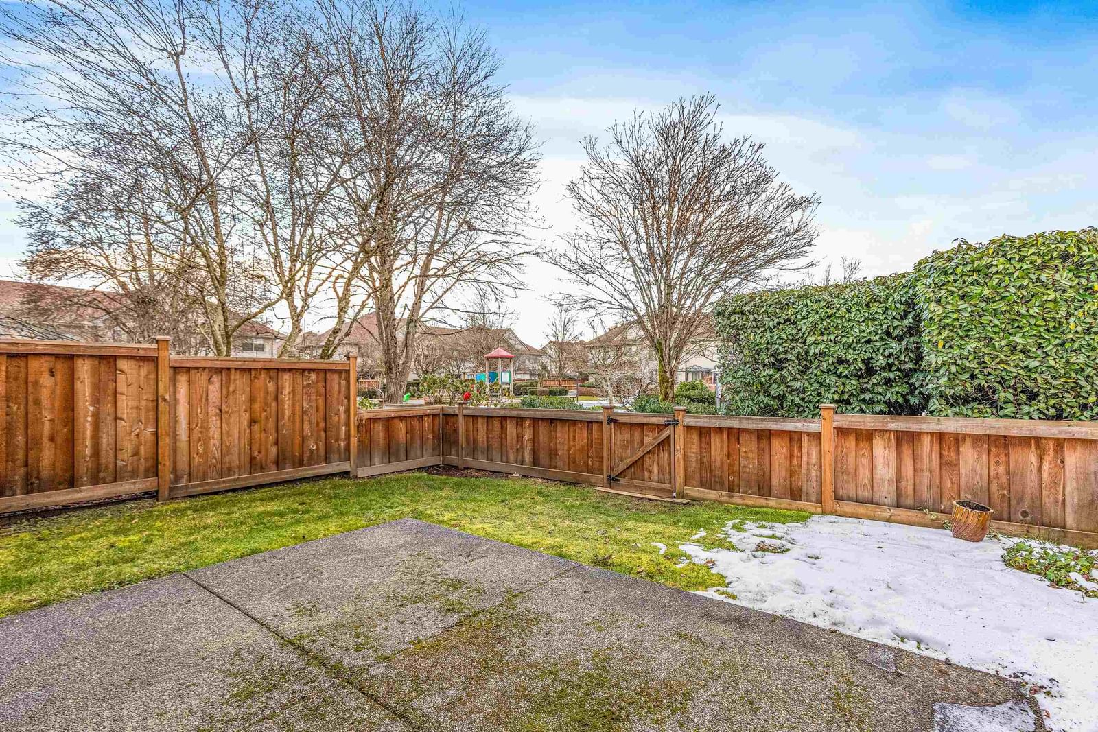 Listing Image 33