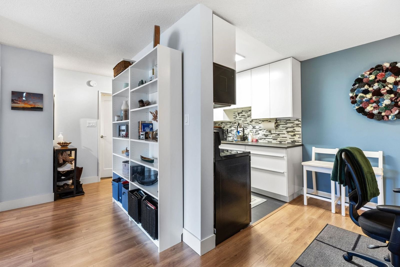 Listing Image 19