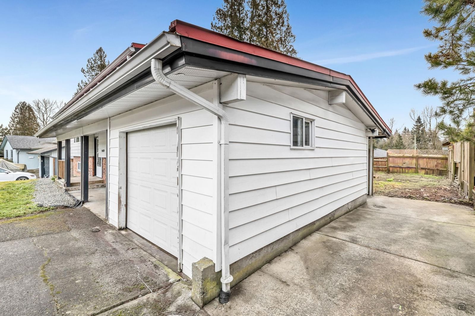 Listing Image 23