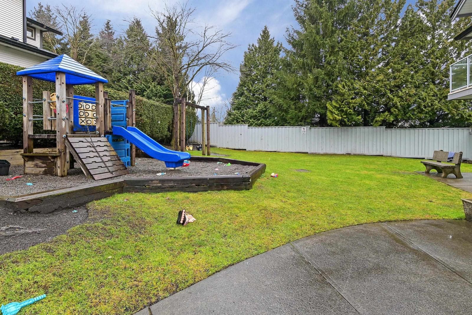 Listing Image 27