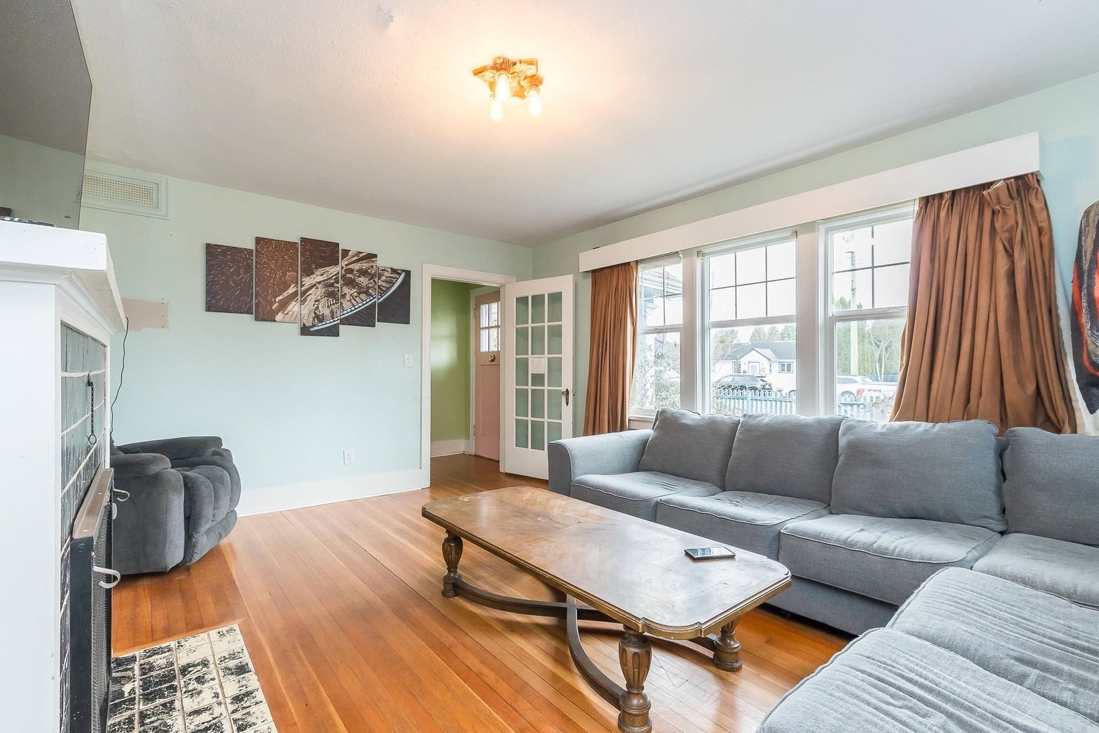 Listing Image 8