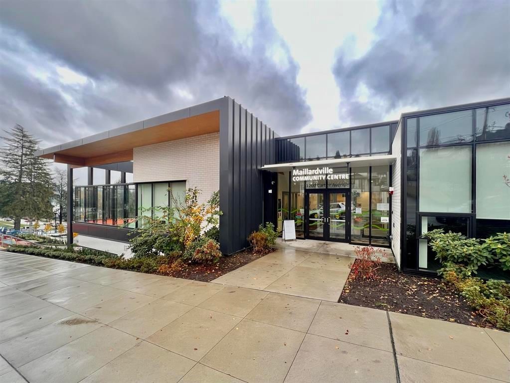 Listing Image 23