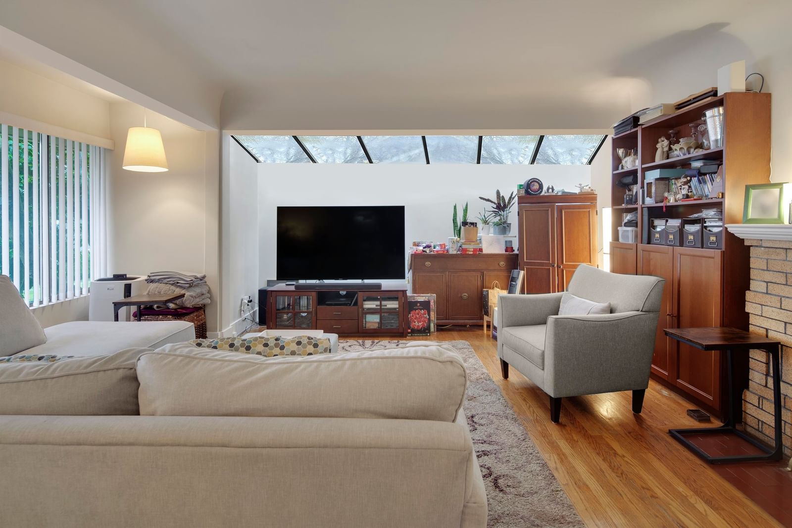 Listing Image 15