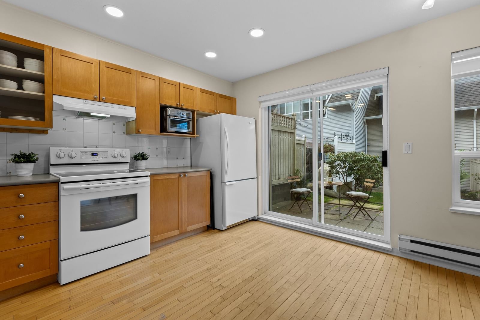 Listing Image 13