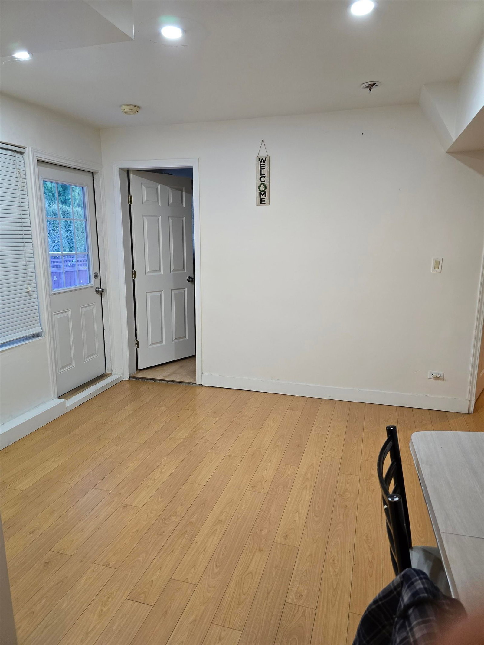 Listing Image 18