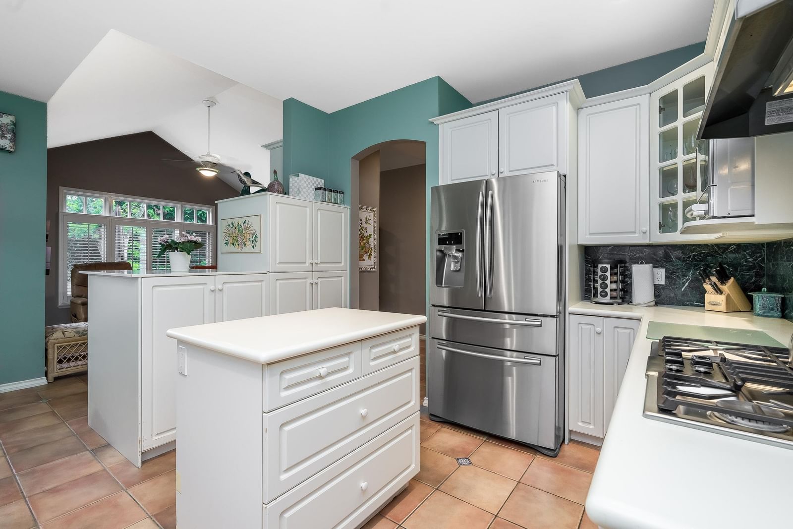 Listing Image 13