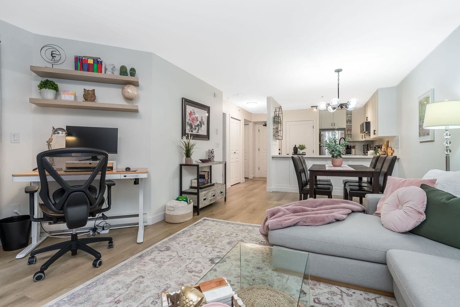 Listing Image 16
