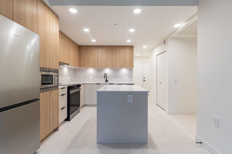 13439 94a Avenue #504, Surrey, British Columbia