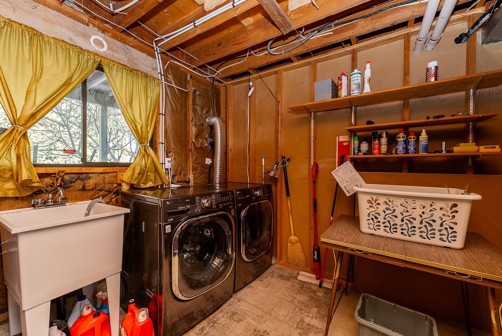 Listing Image 18