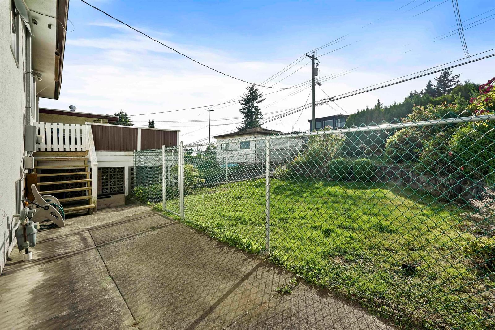 Listing Image 23