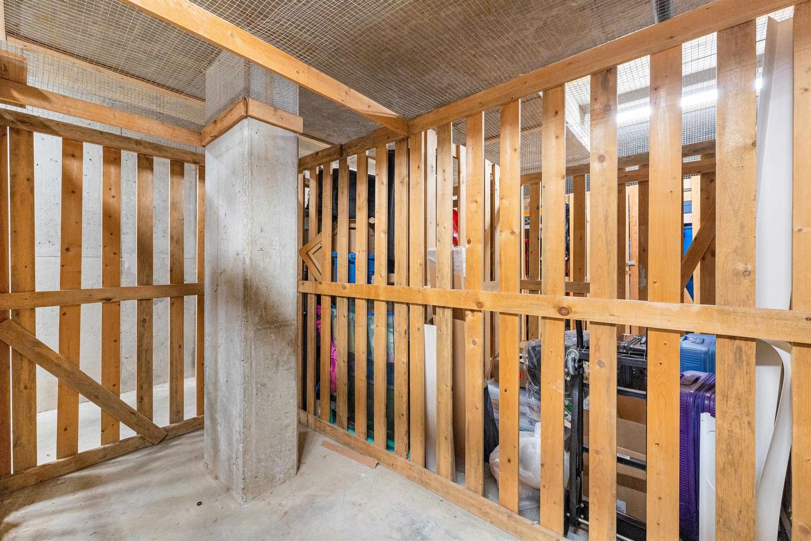 Listing Image 17