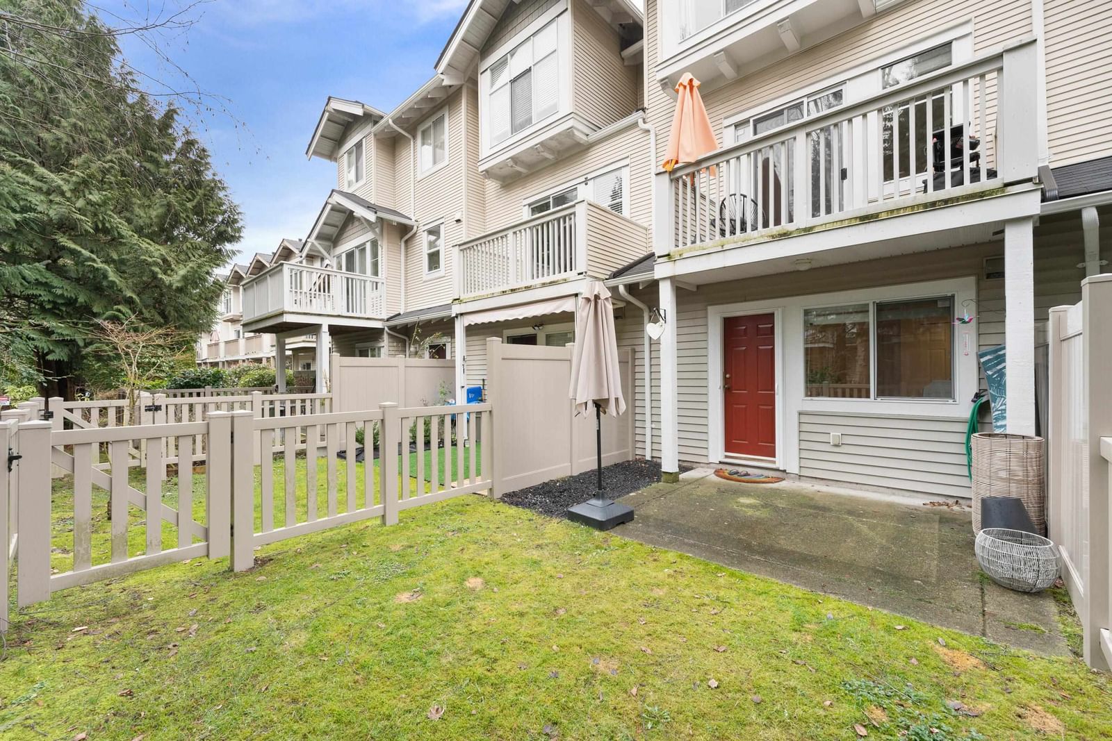 Listing Image 7