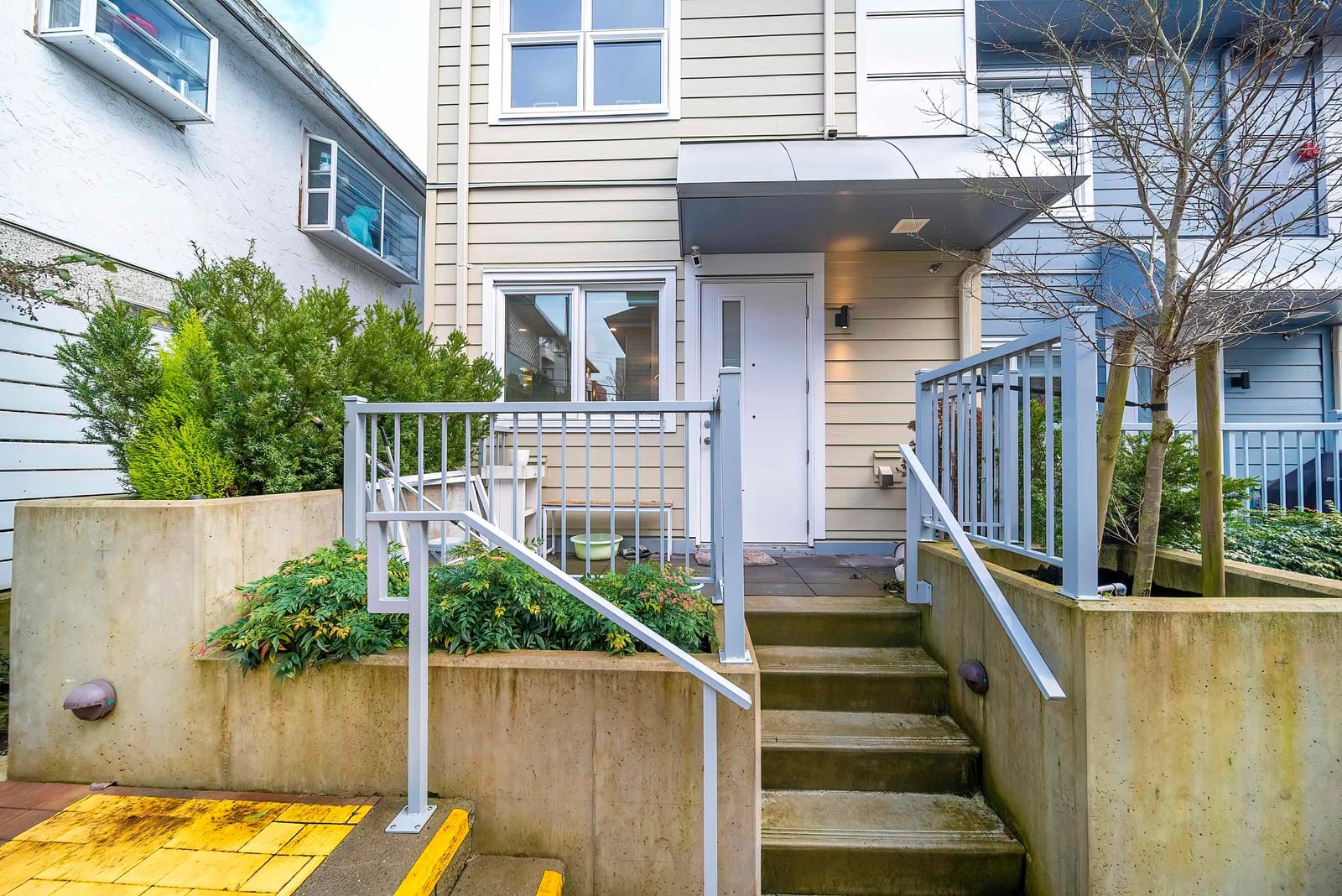 Listing Image 20