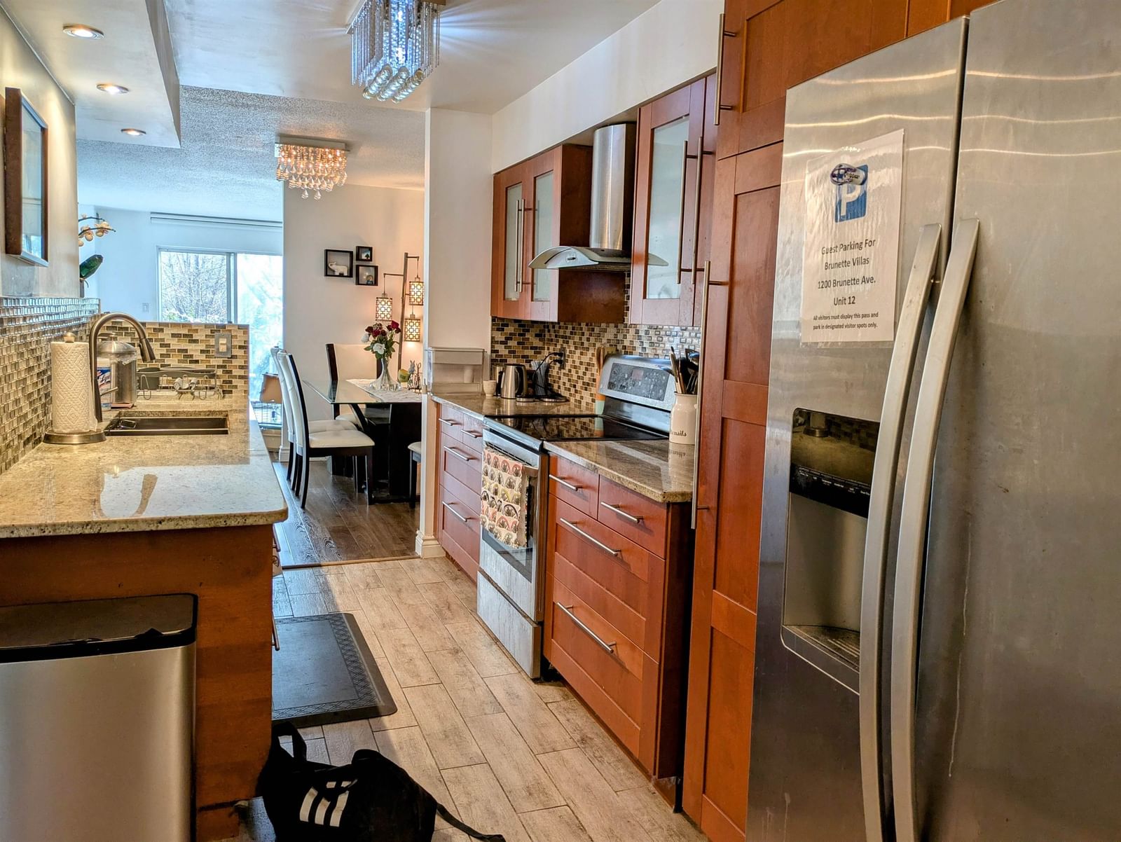 Listing Image 5