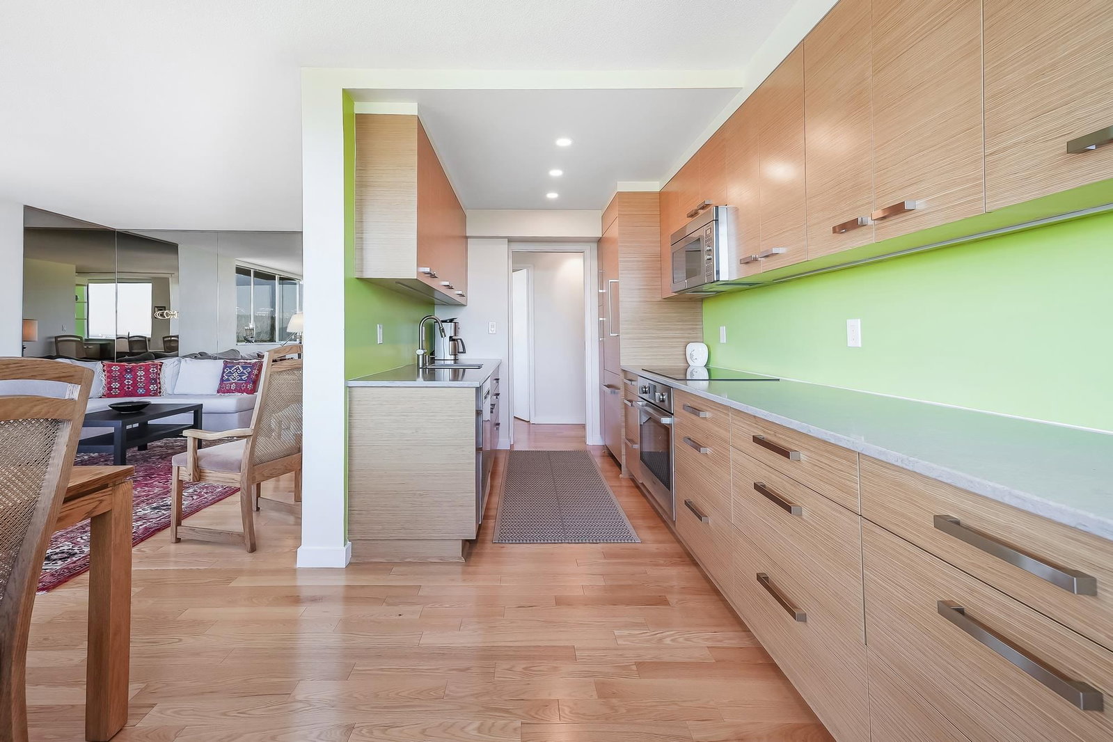 Listing Image 9