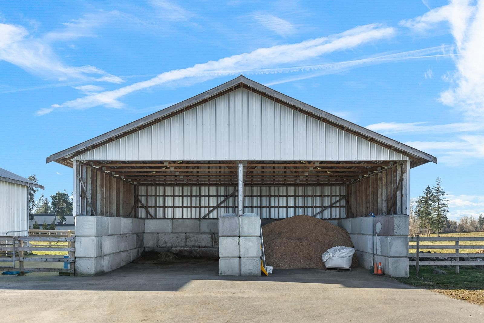 Listing Image 36