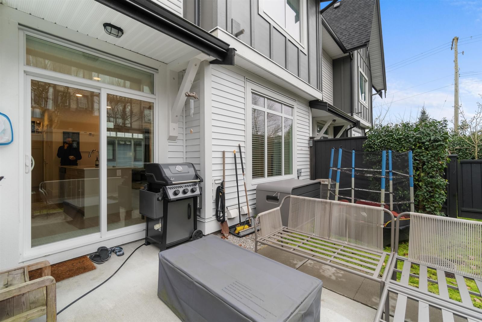 Listing Image 33