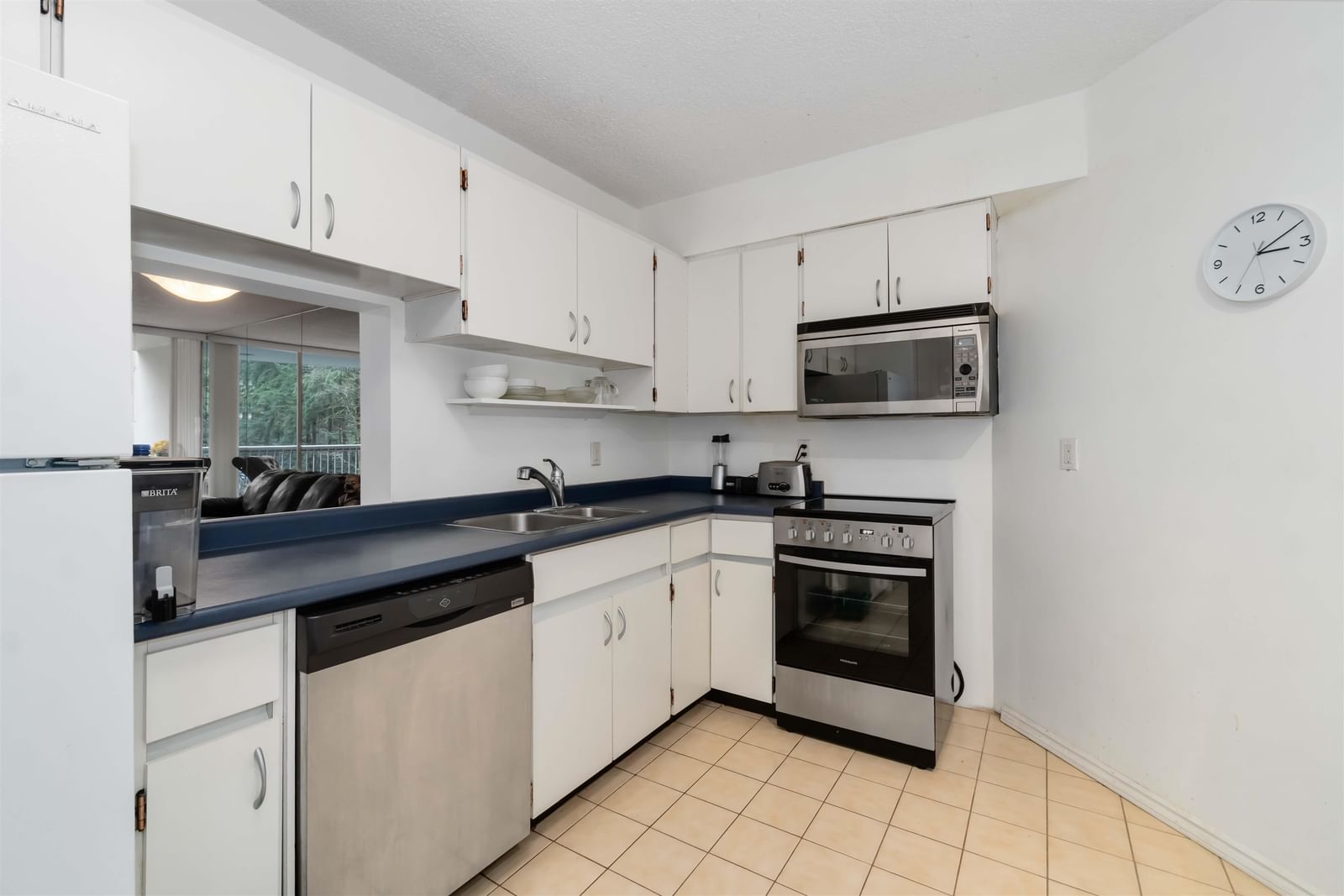 Listing Image 17