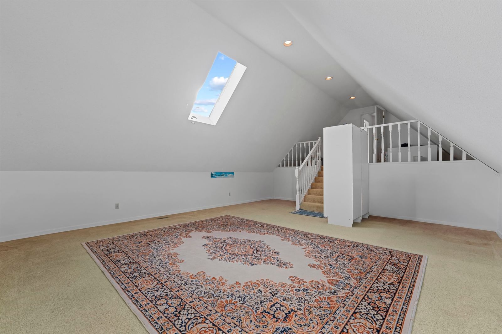 Listing Image 17