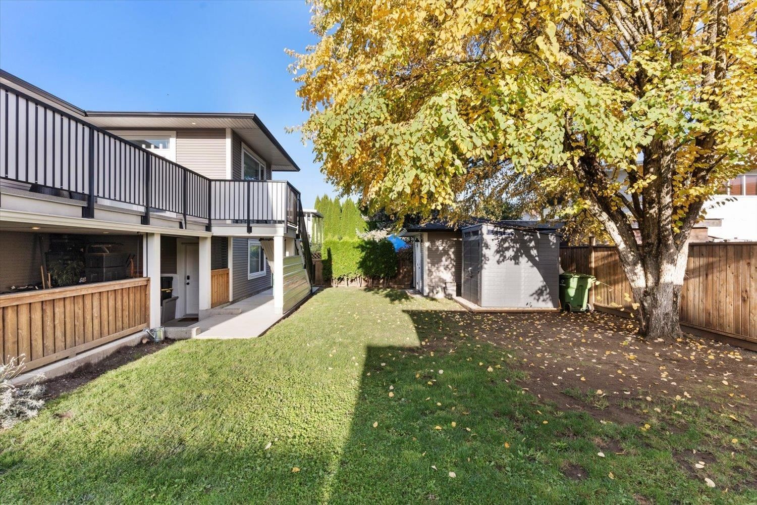 Listing Image 5