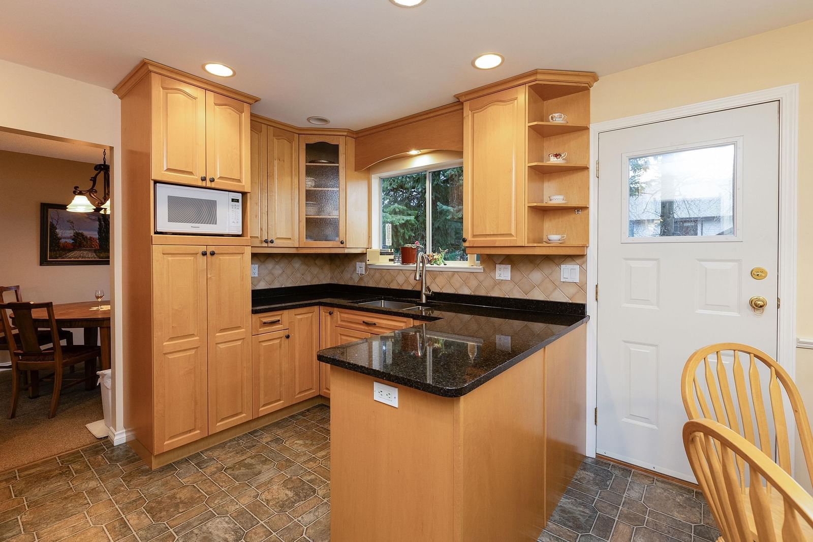 Listing Image 13