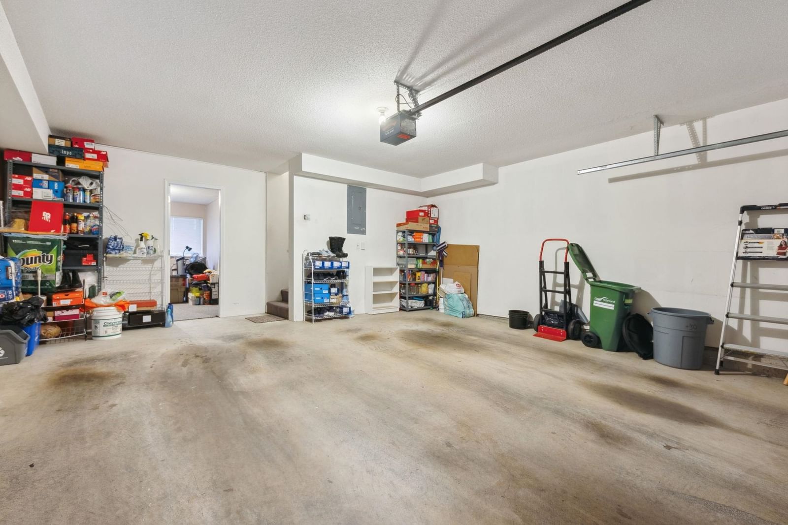 Listing Image 17