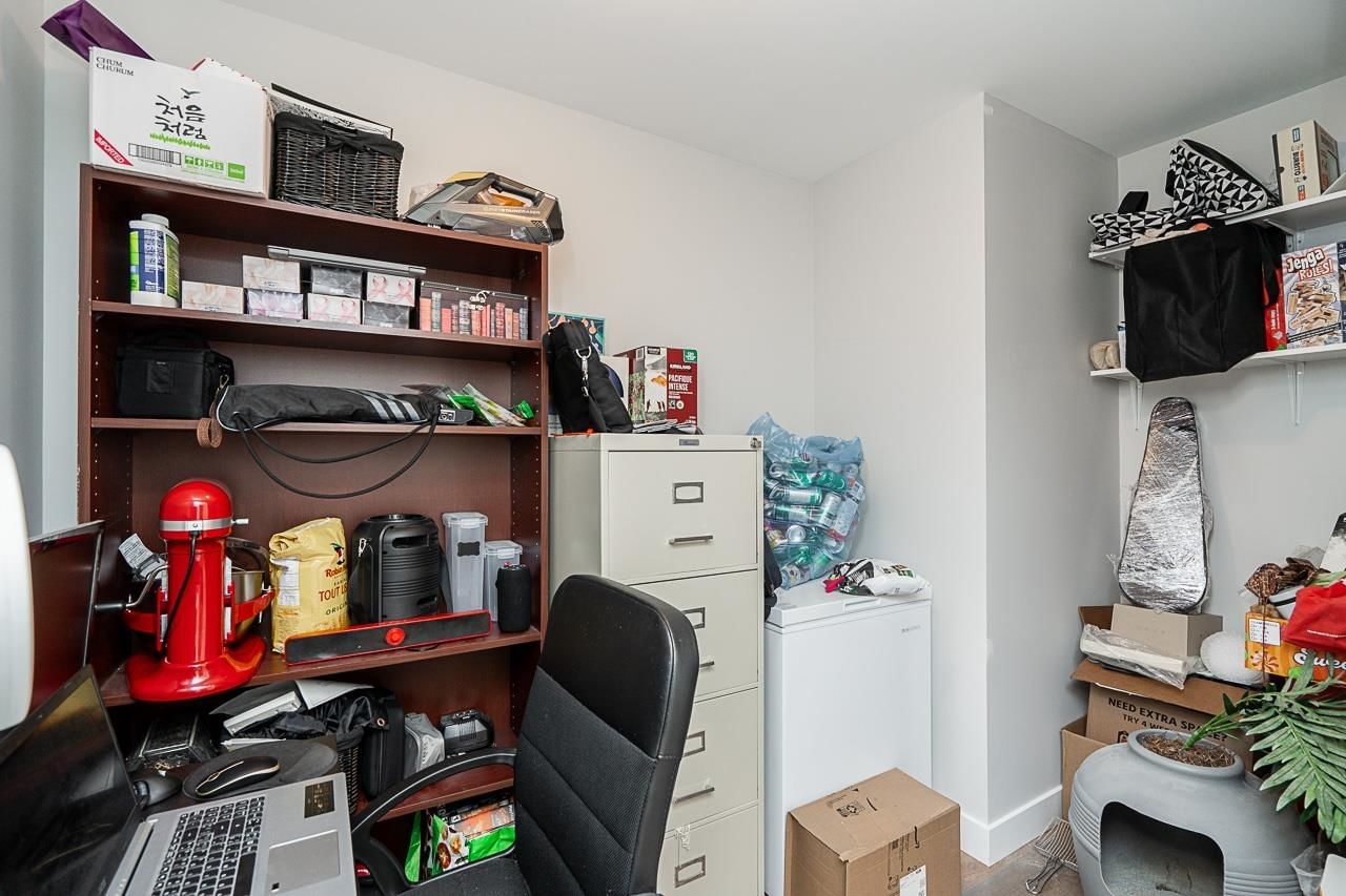 Listing Image 25
