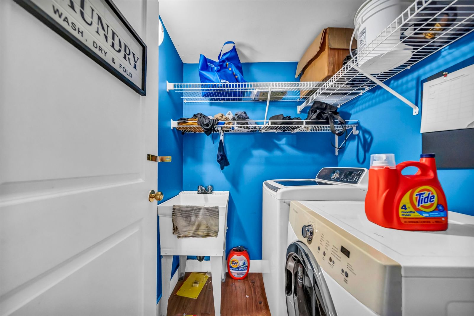 Listing Image 6