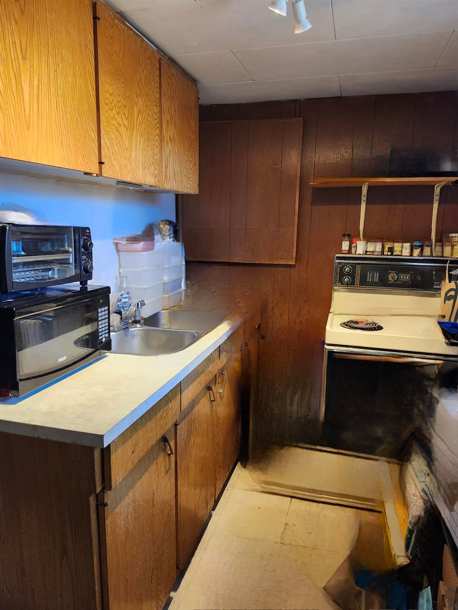 Listing photo 3