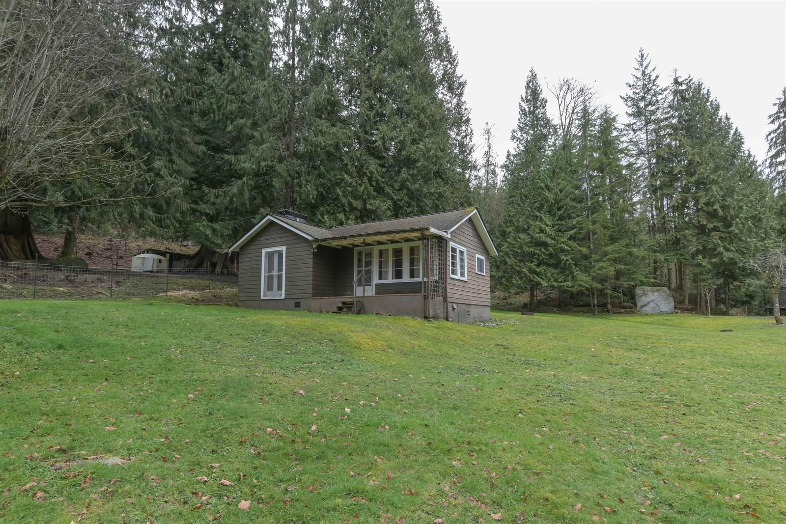 Listing Image 8