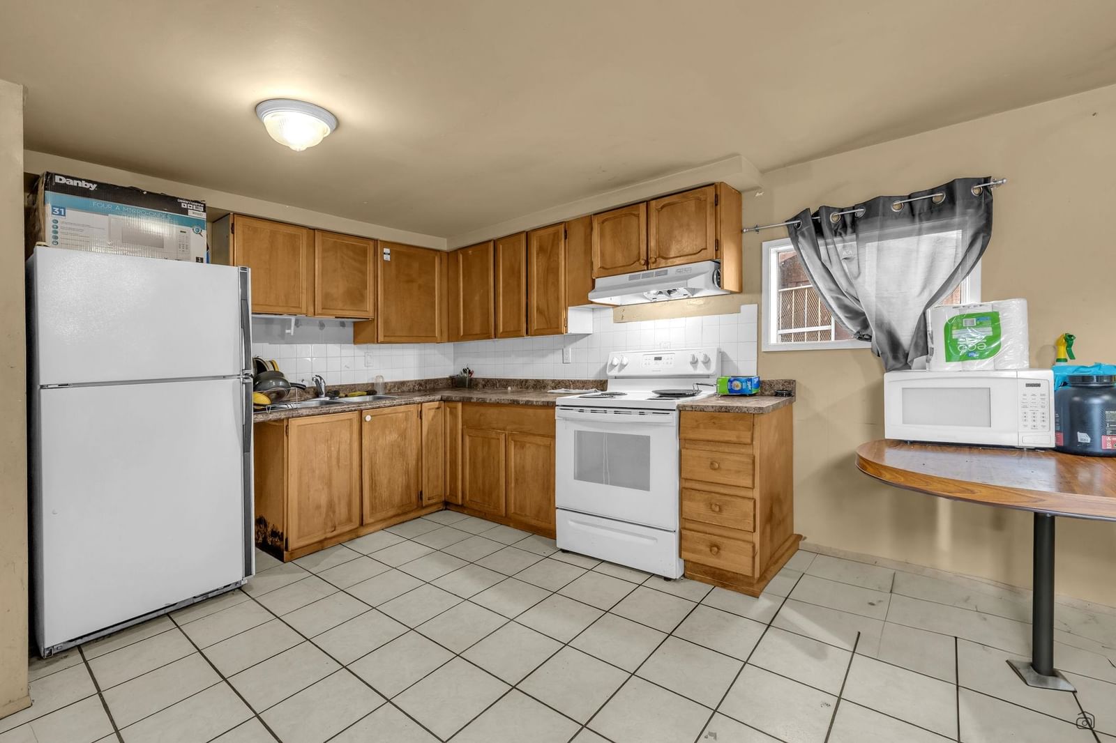 Listing Image 20