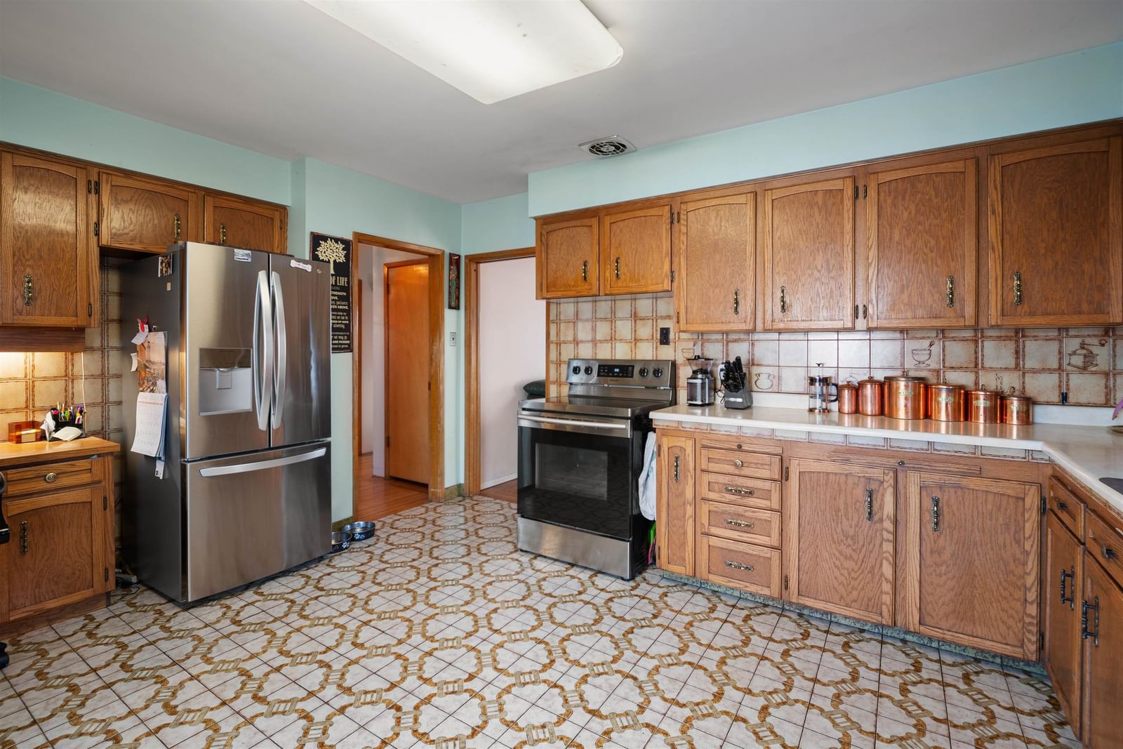 Listing Image 9