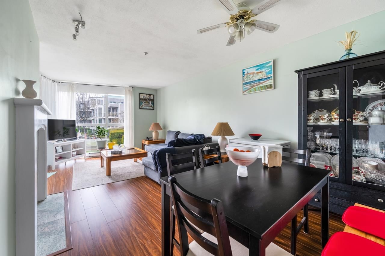 Listing Image 7
