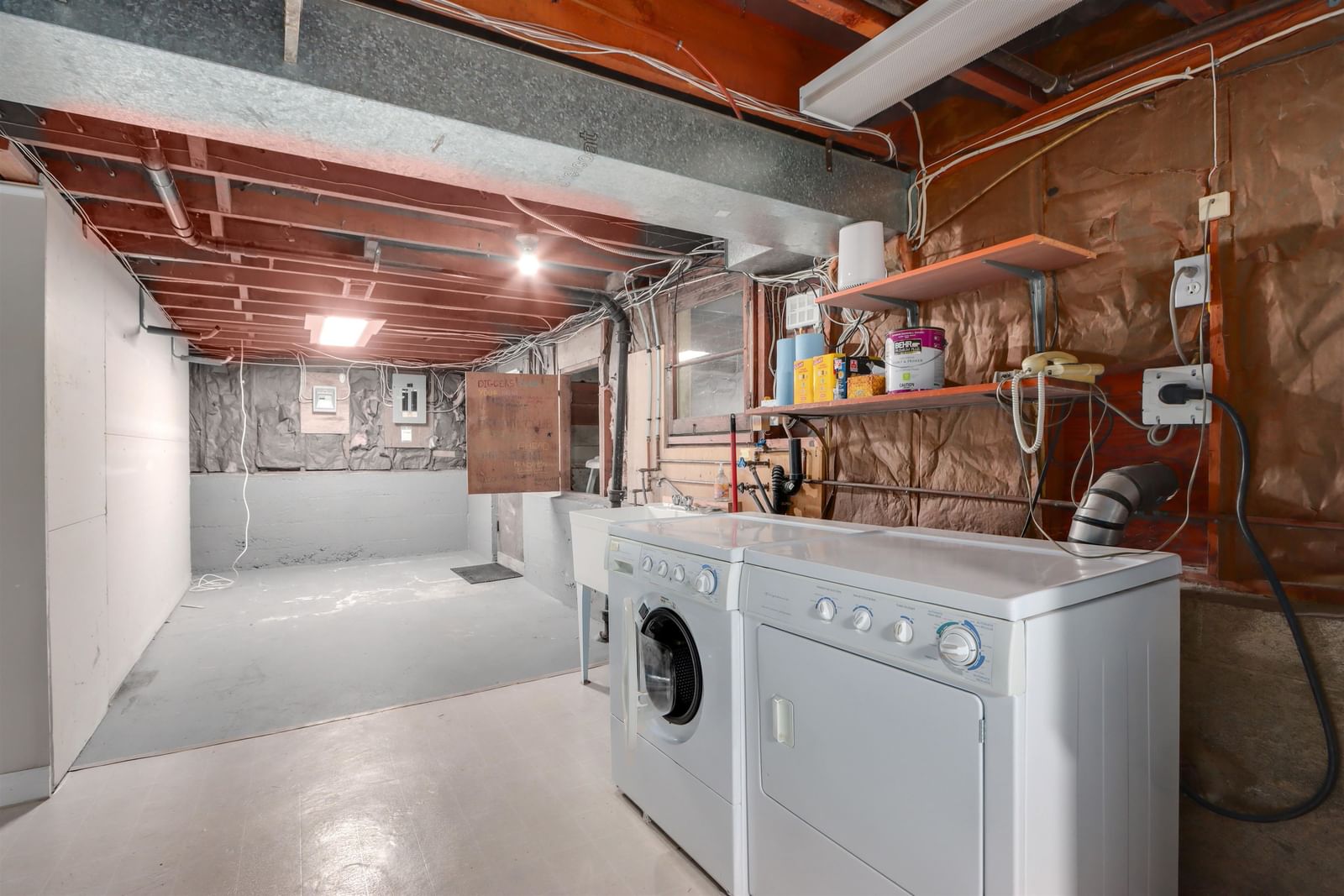 Listing Image 19
