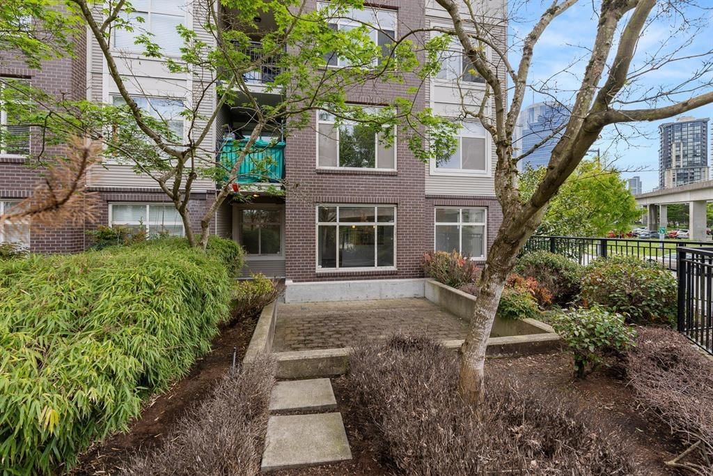 Listing Image 19
