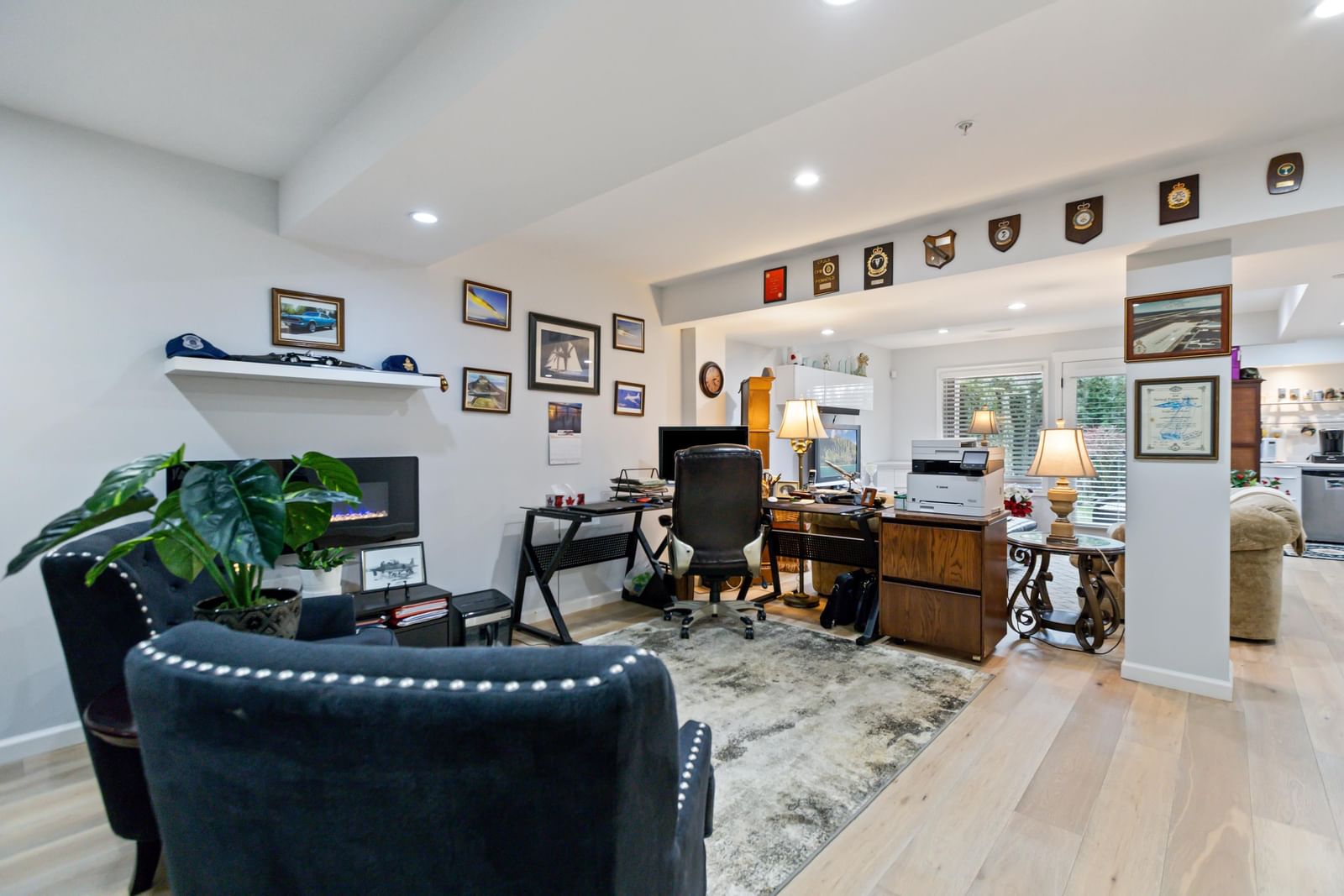 Listing Image 22