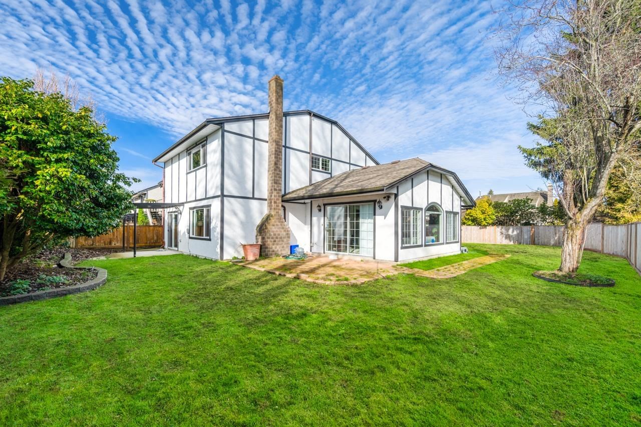 Listing Image 16
