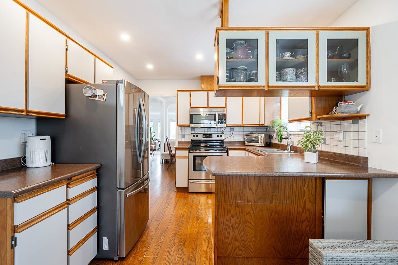 Listing Image 15