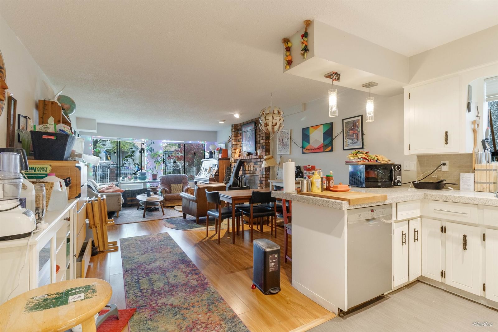Listing Image 19