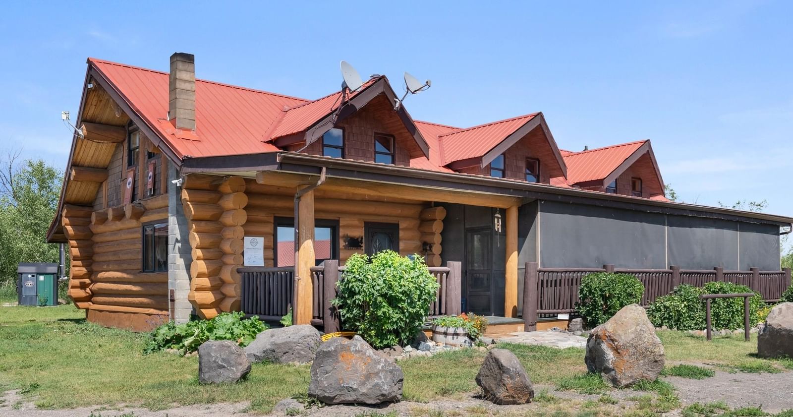Listing Image 4