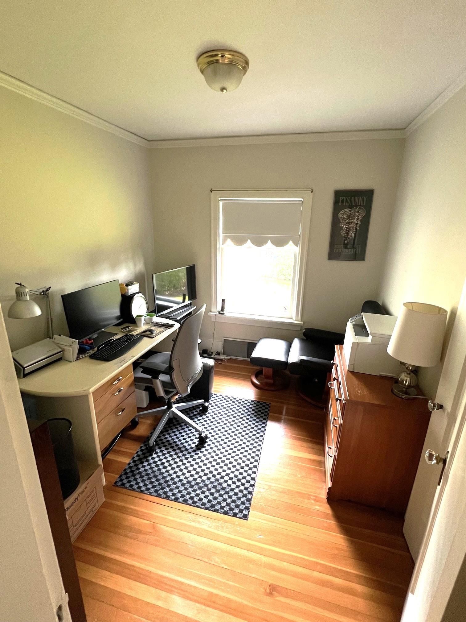 Listing Image 11